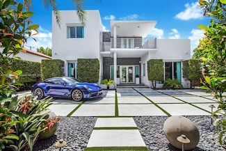 2382 Alton Rd, Miami Beach, FL 33140