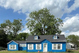 611 6th St, Moody, TX 76557