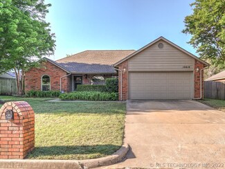 10614 E 113th Place S, Bixby, OK 74008