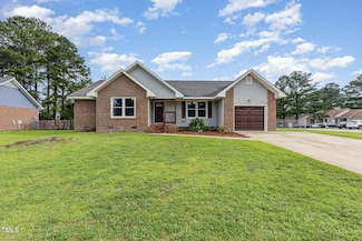 974 Eastman Rd, Fayetteville, NC 28314