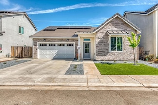 264 Huntington Ave S, Madera, CA 93636