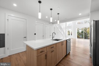 650 Montgomery Ave Unit 311, Narberth, PA 19072