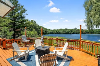 N8911 Swift Lake Dr, East Troy, WI 53120