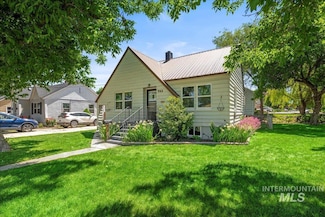 723 S 10th Ave, Caldwell, ID 83605