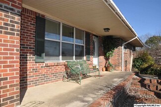 178 SE Helms Rd, Union Grove, AL 35175