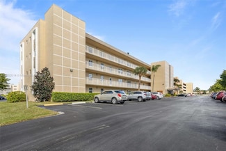 415 SE 11th Terrace Unit 301, Dania, FL 33004