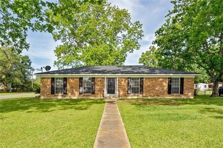 4652 Diamond Ave, Mobile, AL 36619