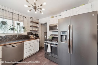 1219 Edward St, Lansing, MI 48910