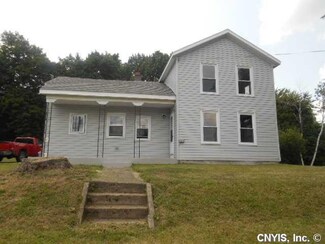 8787 South St, Weedsport, NY 13166