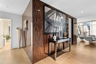 207 E 57th St Unit 19B, New York, NY 10022