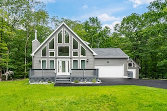 4130 Mill Creek Dr, Cresco, PA 18326