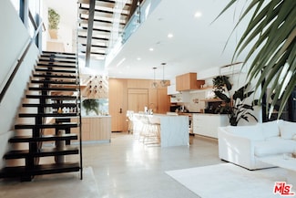115 Park Place, Venice, CA 90291
