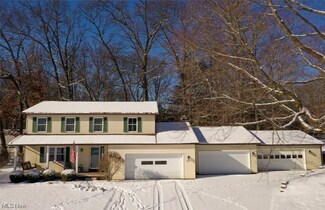 2631 Connecticut Ct, Uniontown, OH 44685