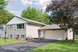 9826 129th Ave N, Champlin, MN 55316
