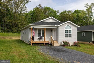 6129 Moore Ave, Mount Jackson, VA 22842