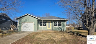 807 Hormeyer St, Clinton, MO 64735