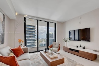 1010 Brickell Ave Unit 4309, Miami, FL 33131