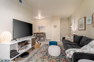 1745 E Glenn St Unit 115, Tucson, AZ 85719