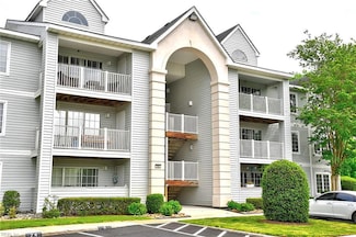 904 Charnell Dr Unit 201, Virginia Beach, VA 23451