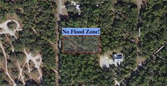 8545 N Erin Dr, Crystal River, FL 34428