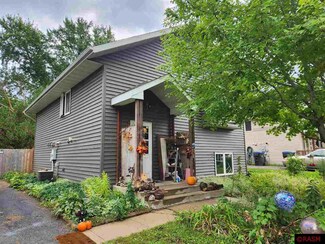 612 612 Stoltzman Rd, Mankato, MN 56001