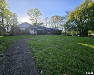 511 N Johnson Ave, Mount Vernon, IL 62864