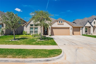 388 Paddle Boat Dr, Granbury, TX 76049