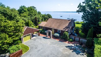 450 E Shore Rd, Jamestown, RI 02835