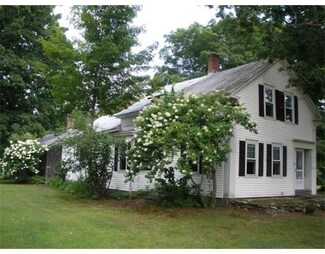 393 River Dr, Hadley, MA 01035