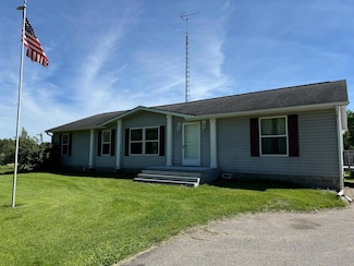 58296 County Road 12, Warroad, MN 56763
