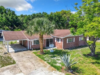8 S Shell Rd, Debary, FL 32713