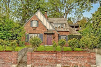 153 Erie Ave, Seattle, WA 98122