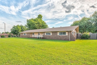 1533 N Dobbs Rd, Harrah, OK 73045