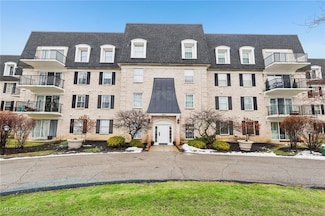 1931 King James Pkwy Unit 114, Westlake, OH 44145