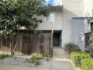 5270 Lake Knoll Ln, Fair Oaks, CA 95628