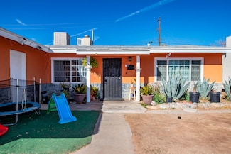 423 E Landsford St, Lancaster, CA 93535