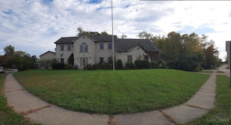 100 Collins Ct, Moraine, OH 45418