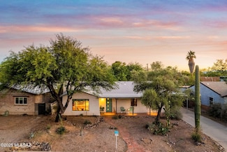 2834 E Croyden St, Tucson, AZ 85716