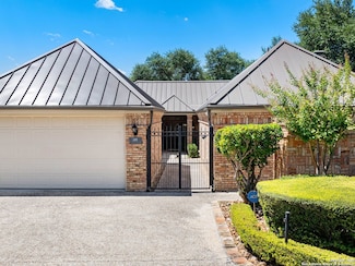 115 Westcourt Ln, San Antonio, TX 78257