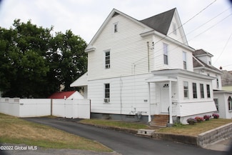 94 Willow Ave, Schenectady, NY 12304