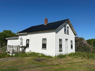 198 Bangor Rd, Ellsworth, ME 04605