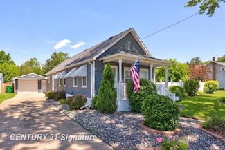 1618 Division St, Saginaw, MI 48602