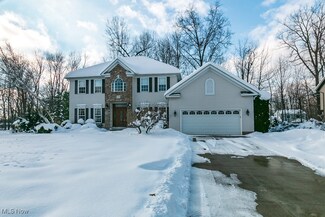 6558 Inland Shores Dr, Mentor, OH 44060