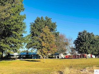 25857 Thomas Rd, La Monte, MO 65337