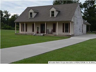 10870 L J Ln, Port Allen, LA 70767