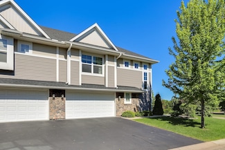 3276 Lakewood Trail, Woodbury, MN 55129