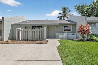 20 Camden Ln, Boynton Beach, FL 33426