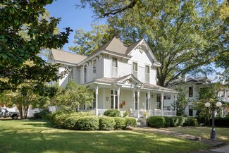 424 N Walnut St, Florence, AL 35630