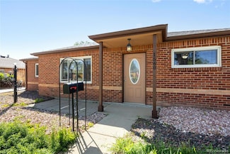 1560 Pueblo Ct, Thornton, CO 80229