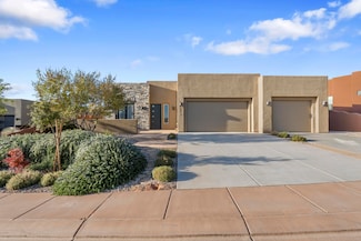 5417 W Copper Cliffs Way, Hurricane, UT 84737